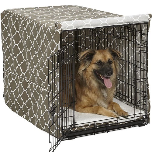 Covering puppy best sale crate at night